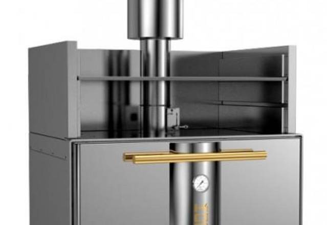 Outdoor charcoal oven