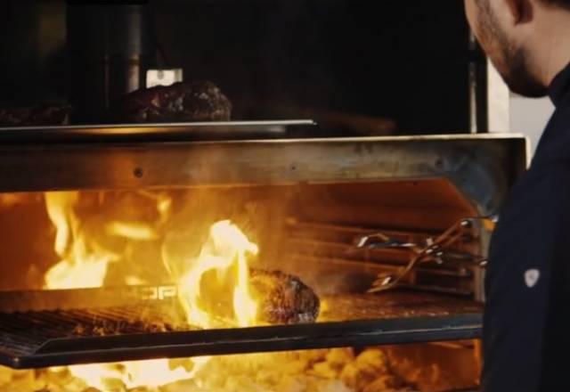 Outdoor grill and oven