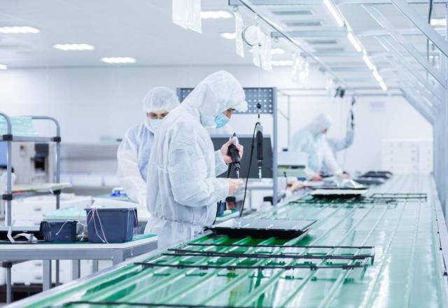 What is wave soldering