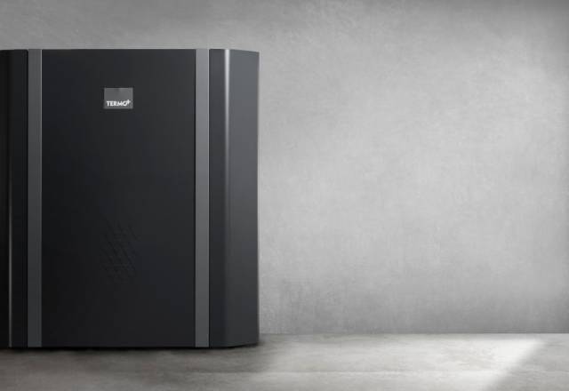 Manufacturers of heat pumps